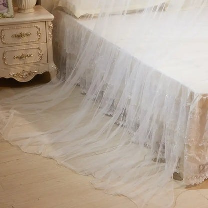 Round Ceiling Mosquito Net with Butterfly Decor (1pc)