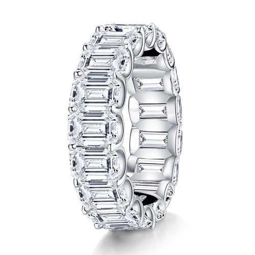 Sterling Silver Ring with High Carbon Diamond Simulant