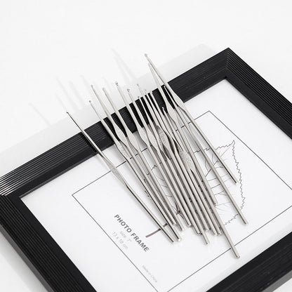 Metal Crochet Hooks Set for Lace Weaving (Size 0.5-1.9mm)